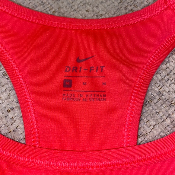 Nike Women’s Victory Compression Sports Bra - Picture 3 of 3